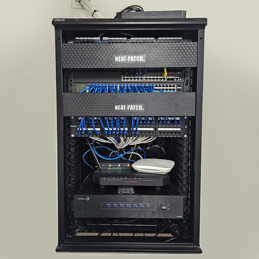 structured cabling - network rack